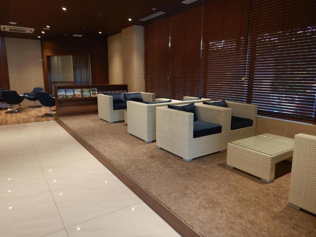 Wishton Hotel Yangon Exterior photo